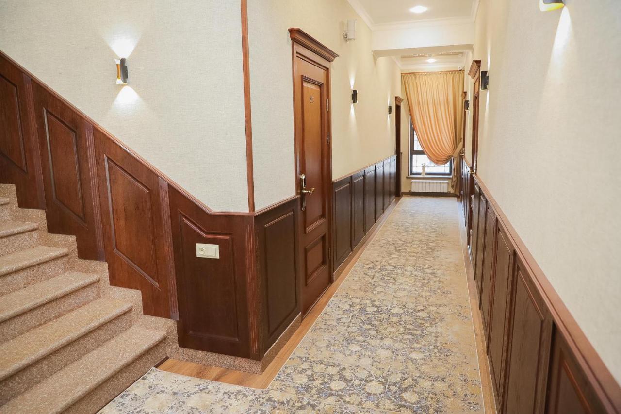 Riviera Hotel Biskek Kültér fotó