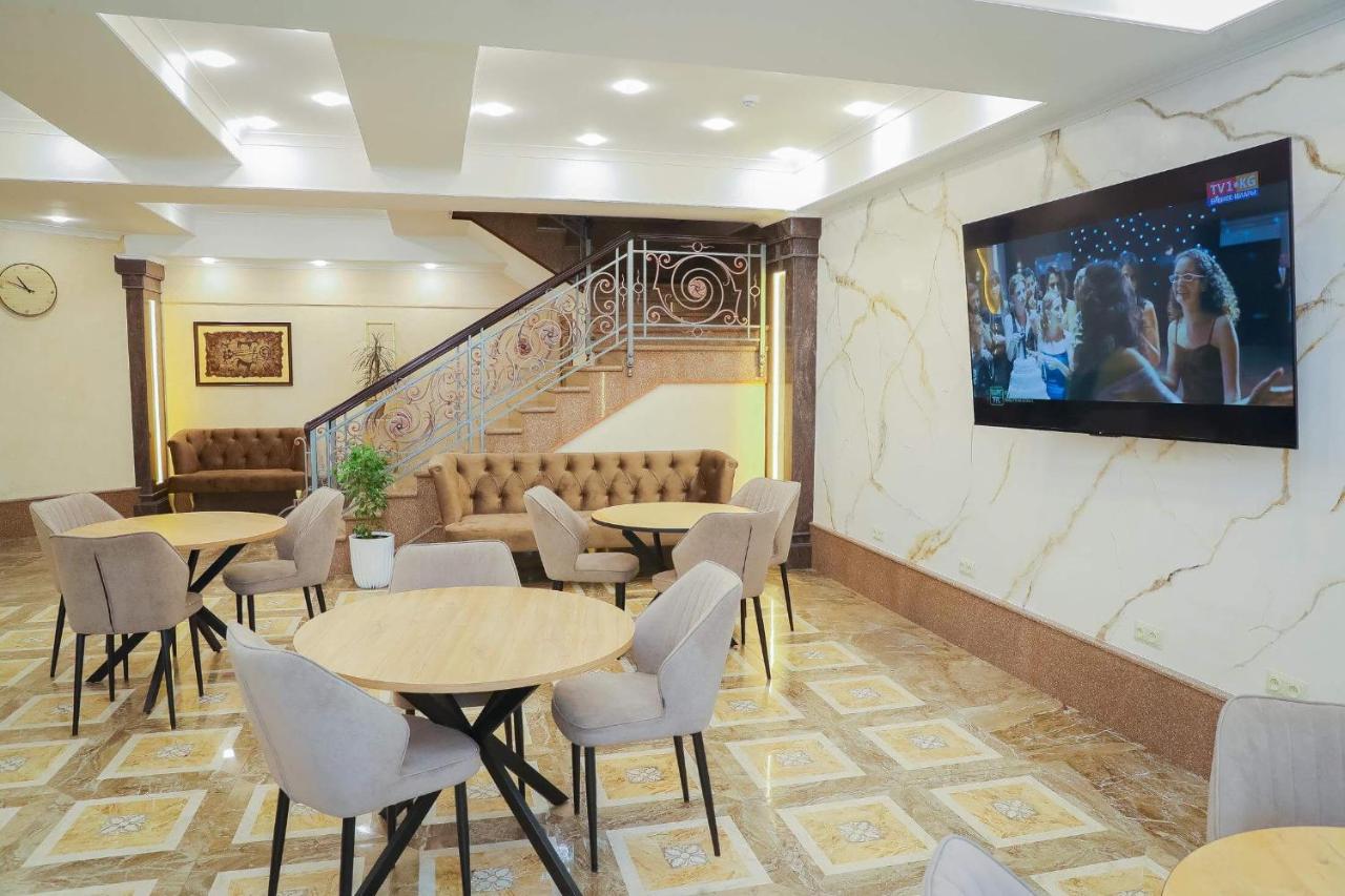 Riviera Hotel Biskek Kültér fotó